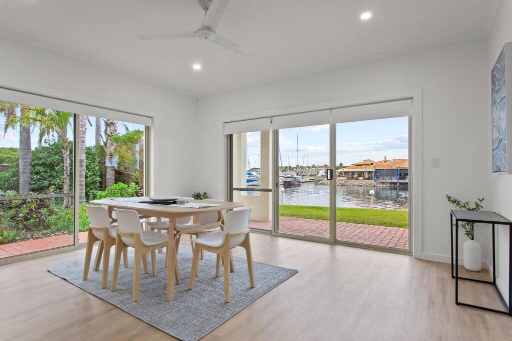 林肯港Waterfront Townhouse - Picturesque Marina Views公寓 外观 照片